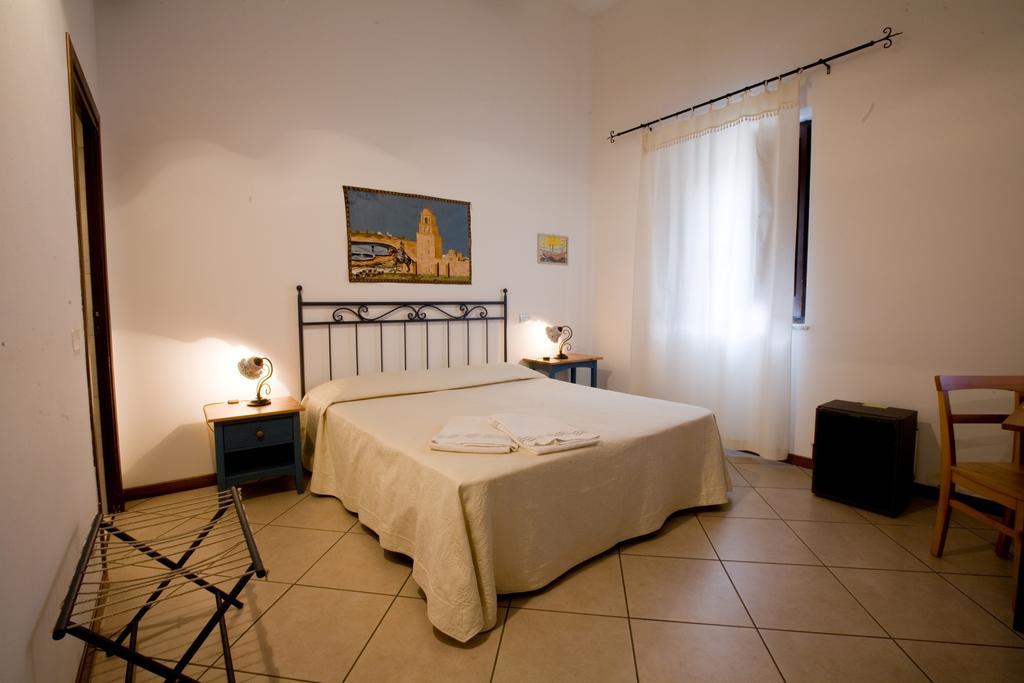 Aziyz Camere Castellammare del Golfo Rum bild