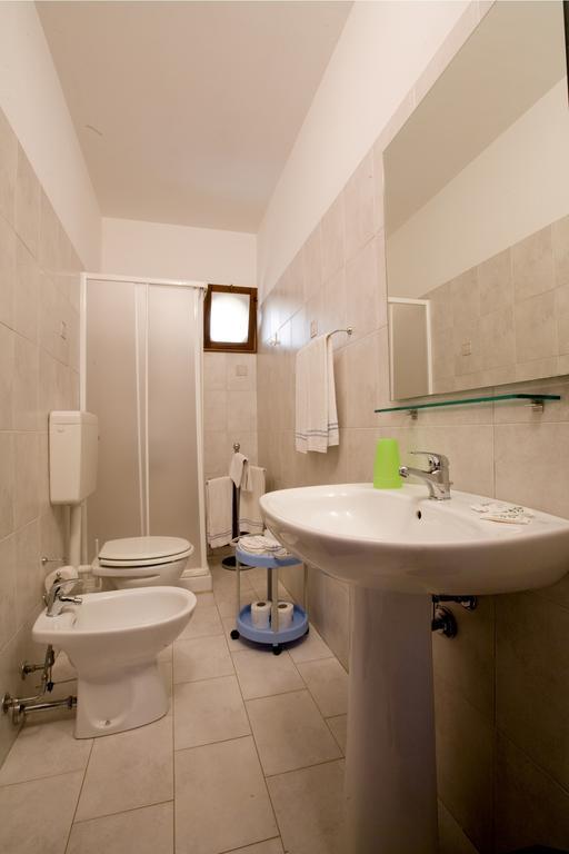 Aziyz Camere Castellammare del Golfo Rum bild